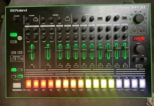 Roland Aira TR-8 Rhythm Performer Drum Machine with Power Supply - Picture 1 of 1