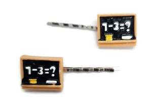 Tafel Schule - Handgefertigte Bobby Pin Haarspangen - 2er Set - Bild 1 von 3