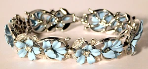 Vtg. Crown Trifari Fleurette Blue Enamel & Rhinestone Flower Bracelet Signed  - Picture 1 of 5