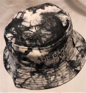 Sombrero cubo colores cruzados - Imagen 1 de 4