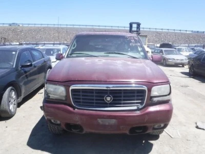 Used Front Suspension Stabilizer Bar fits: 1999 Cadillac Escalade Front 4x4 Fron - Image 1 of 4