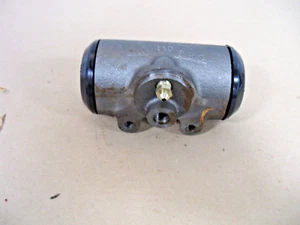Fiat Allis wheel cylinder 73051856-New Old Stock - Picture 1 of 2
