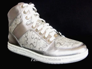 Neu Coach Signature Norra silberne Damen-Lederstiefel Turnschuhe Schuhe mehrere Größen - Bild 1 von 1