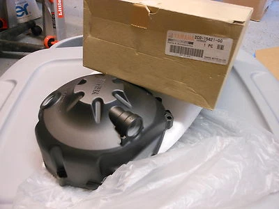 Conjunto de cubierta de embrague de motor Yamaha YZFR6 R6 YZF-R6 2006-2013 2C0-15421-00 NUEVO DE STOCK Foto 1 de 3