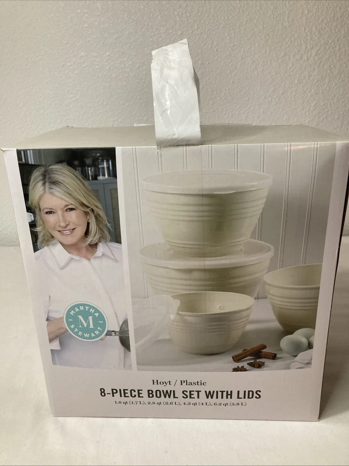 Martha Stewart Collection 8-Piece Plastic Bowl Set - 4 Bowls with 4 Lids NEW  - Image 1 of 3