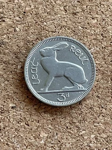 IRISH, IRELAND, EIRE THREEPENCE 3d HARE 1928 Coin - Picture 1 of 2