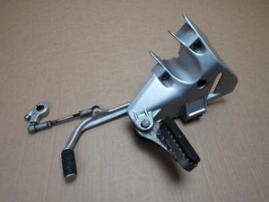 Conjunto reposapiés izquierdo bmw r1100gs 2000 45.650 millas (8105) - Imagen 1 de 11