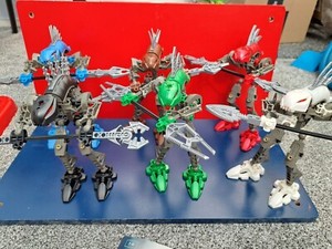 Lego Bionicle Rahkshi, cannisters and instructions. Pick and choose.
