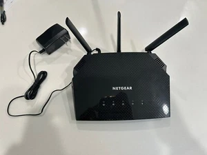 NETGEAR AX1800 1000 Mbps 4 Port Wireless Router (R6700AX-1AZNAS) - Picture 1 of 3