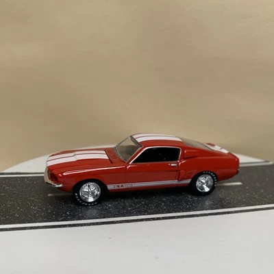 Hot Wheels 100% Mustang Mensal 67 Ford Shelby GT-500 Listras Vermelhas/Brancas 1:64 NM - Imagem 1 de 4