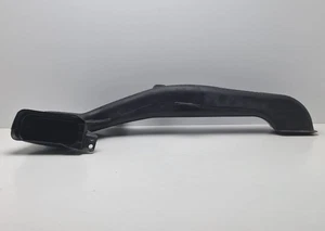2013-2018 Lexus ES350 Outlet Duct 55843-33200 - Picture 1 of 7