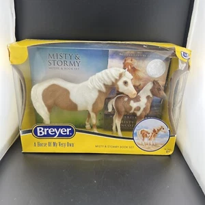 Breyer Misty & Stormy with Book - New - READ DESCRIPTION. - Picture 1 of 5