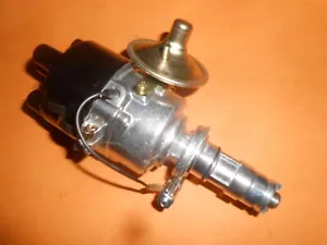 MG MGB GT, MG MIDGET 1500 POINTS IGNITION DISTRIBUTOR (Lucas 45D type) - Picture 1 of 3