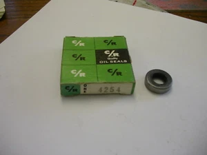 CHICAGO RAWHIDE OIL SEAL CR # 4254 - Picture 1 of 3