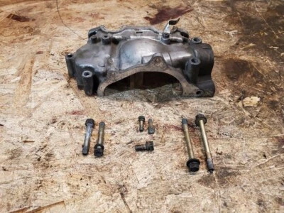 Nissan 240sx 1991-1994 2,4 L KA24DE S13 cubierta de distribución superior delantera con pernos Foto 1 de 4