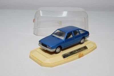 B69 1:43 MIRA 4021 CHRYSLER 150 GLS NORMAL MET. BLUE MIB - Immagine 1 di 4