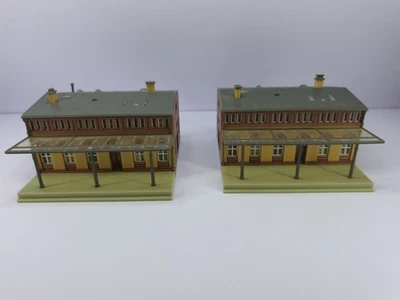 Spur N Konvolut Gebäude Bahnhof  Stadthäuser Faller, Vollmer 6 Stück  - Bild 1 von 4