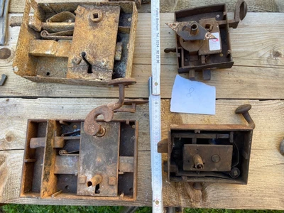 4  Schlösser Türschlösser  Restaurierungsbedarf Biedermeier Barock - Bild 1 von 2