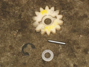 OIL PUMP TACH DRIVE GEAR 1976 76 SUZUKI TS400 TS 400 - Picture 1 of 1