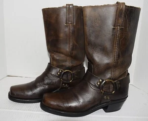 Frye 77300 Arnés 12R Cuero Marrón Motociclista Botas Occidentales Para Mujer 9.5 - Imagen 1 de 6