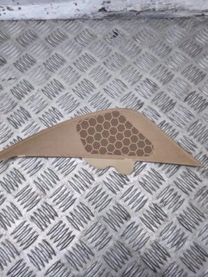 Porsche Cayenne S 958 2011-2017 Speaker Cover Trim Front Right (a) - Image 1 of 4