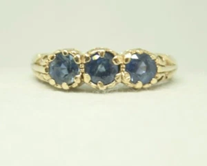 100% Genuine Vintage 9k Yellow Gold 0.78ct Sapphire Triology Ring Size US 6 L1/2 - Picture 1 of 12