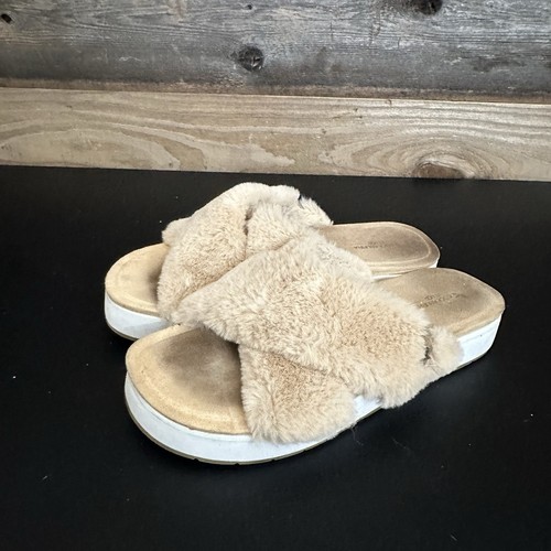 UGG Kookaburra Roubie Fuzz sandali con plateau e cinturino in pelliccia marrone 8
