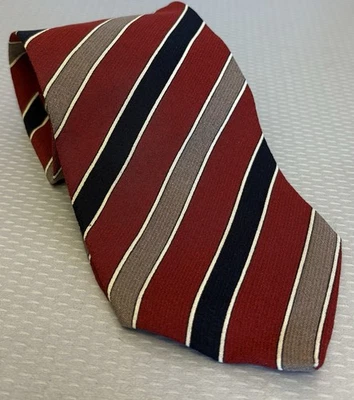 vintage Giorgio Armani Repp Tie Italy 100% Silk Red Navy Diagonal Stripe 4" Wide - Image 1 of 4