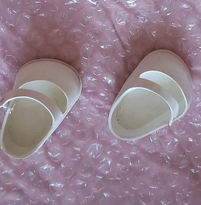 chaussures blanches poupée Raynal - Photo 1/4