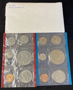 US Mint 1975 Uncirculated Coin Set Denver & Philadelphia OGP Free Shipping - Picture 1 of 2