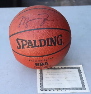 1996 Michael Jordan Signed Spalding Basketball w/ COA & Case NBA - Picture 1 of 14