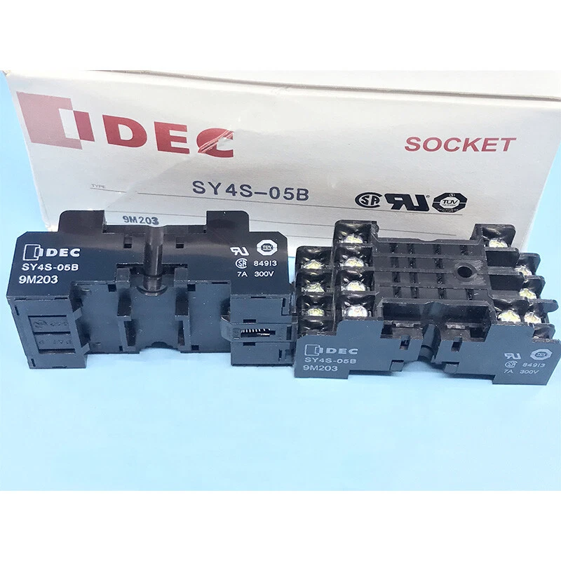 1Pc IDEC SY4S-05B SN4S-05D Relay Socket 7A 300V NEW - Image 1 of 1