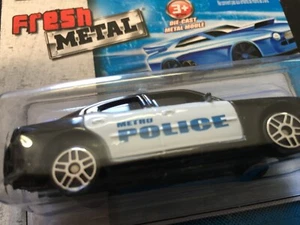 Maisto 1:64 2006 Dodge Charger - Picture 1 of 2