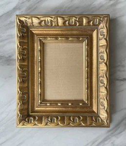 Vintage MCM Thick Wood Carving Gilded Ornate Picture Frame Fits 5.375”x6.5” - Picture 1 of 7