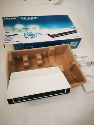 TP-Link tl-r460 4 Port Cable/DSL Router (MAIN UNIT ONLY) Grade A - Image 1 of 4