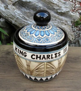 Moorcroft CORONATION Deckeltopf 956/6 Ladenpreis £1100 King Charles lll 6/5/23 - Bild 1 von 22
