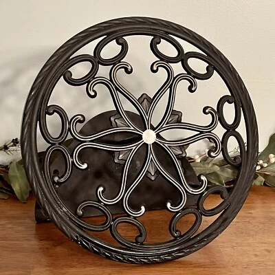 Liberty Garden Aluminum Decorative Wall Mount Butler Garden Hose Reel - 125ft. - Image 1 of 4