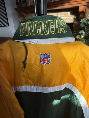 Jaqueta masculina vintage Starter Pro Line Green Bay Packers L corta-vento com capuz - Imagem 1 de 4