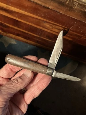 1879-1931 New York Knife Co Walden / Hammer Brand #209 2-Bld WOOD Pocket Knife - Image 1 of 4