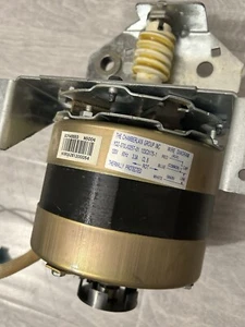 Garage Door Motor 3/4HP Chamberlain Liftmaster - Picture 1 of 4