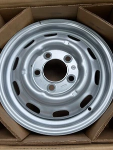 porsche 356 911 912 steel wheel SILVER 15x4.5 steele NEW - Picture 1 of 5
