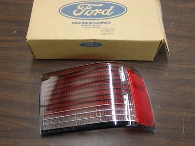 NOS OEM Ford 1988 1989 Lincoln Continental Tail Light Lamp Lens RH - Image 1 of 4