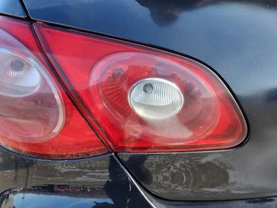 Conjunto de luces traseras del lado del conductor LH (montada en la tapa del maletero) Volkswagen CC 2009-2012 Foto 1 de 4