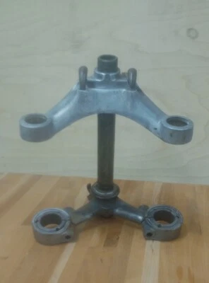Ducati bevel 31.5 Triple Tree , steering Stem Top Yoke Clamp Mark 3 250 Diana  — 第 1/4 张图片