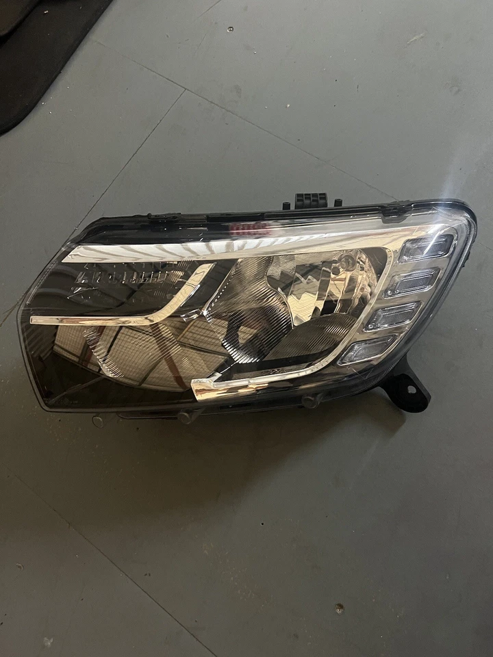 Fits Dacia Sandero 2017 - 2021 Headlight LH Left Hand LHD SUITED EURO VEHICLE - Image 1 of 2