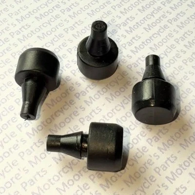 GIVI KAPPA Z126A 2MM Taller than Z126 Mounting Plate Anti Vibration Rubber Bungs - Image 1 of 3