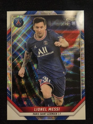 2021-22 Lionel Messi SSP /45! Topps Chrome #17 PSG Team Set Wave Refractor NM/M - Image 1 of 4