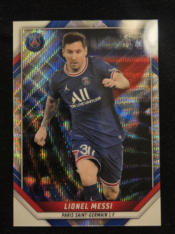 2021-22 Lionel Messi SSP /45! Topps Chrome #17 PSG Team Set Wave Refractor NM/M - Image 1 of 4