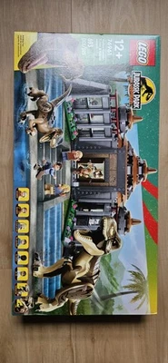 LEGO Jurassic World: Visitor Center: T. Rex & Raptor Attack (76961) - Image 1 of 4