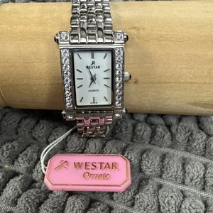 Mujer - Reloj Westar Ornamentado - Estrás Cara Envuelta - Resistente al Agua - Imagen 1 de 9